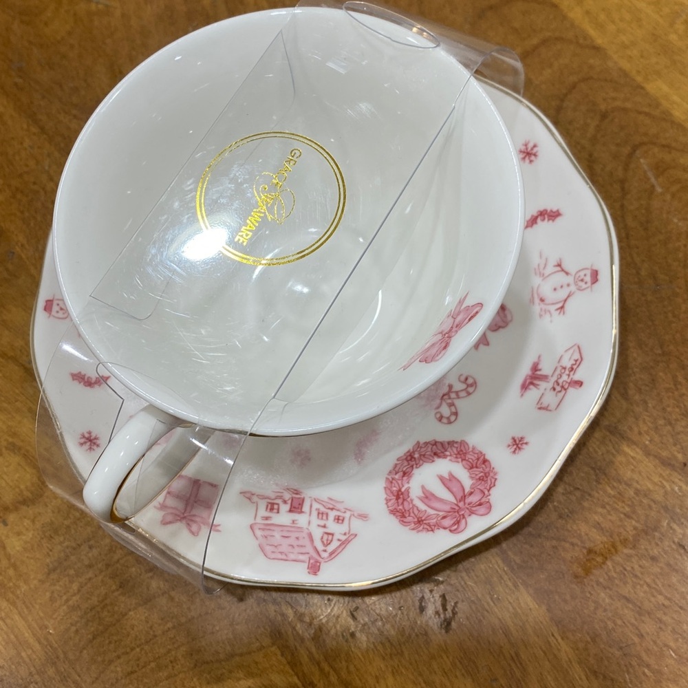 NWT.  Grace Teaware, fine porcelain, teacup and saucer set. - Picture 10 of 11